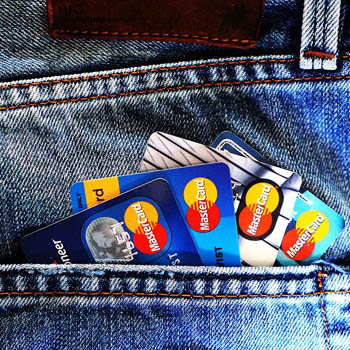 Résiliez une carte bancaire (Visa, Mastercard, etc.) sans délai ni frais