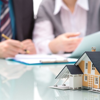 image redaction Faut-il résilier un contrat d'assurance habitation après la vente d'un bien immobilier ?