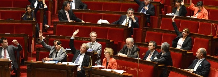 resilier une assurance avec la loi hamon